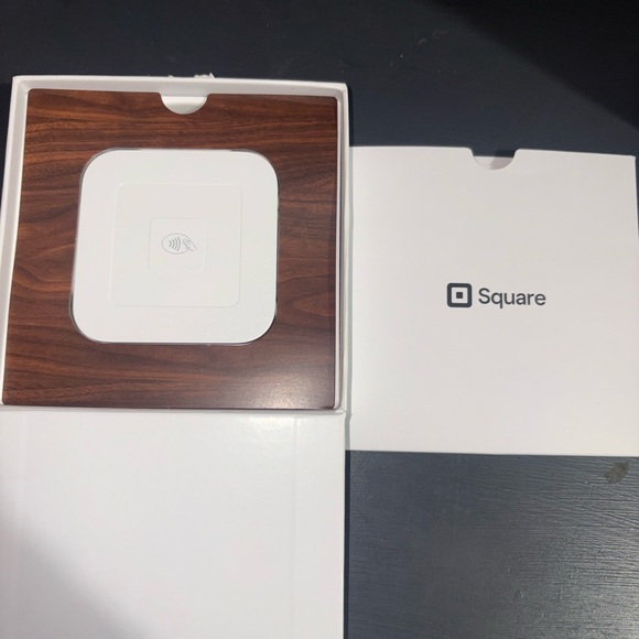 Square Payment Reader - Picture 2 of 4
